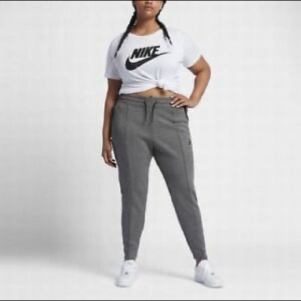 🆕 | ✔️ Nike Tech Sweats - Picture 2 of 6